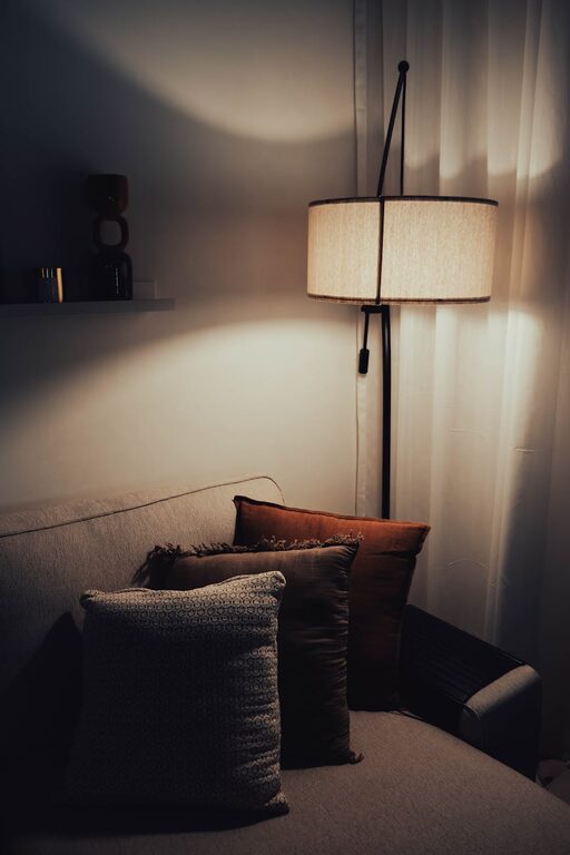 Simple Tips for Creating a Cosy and Inviting Home Environment