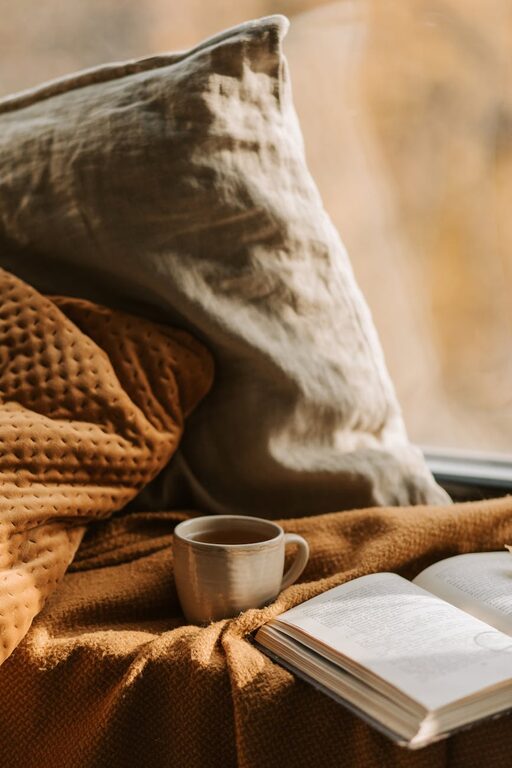 How to Create a Cosy Reading Nook in Your Home
